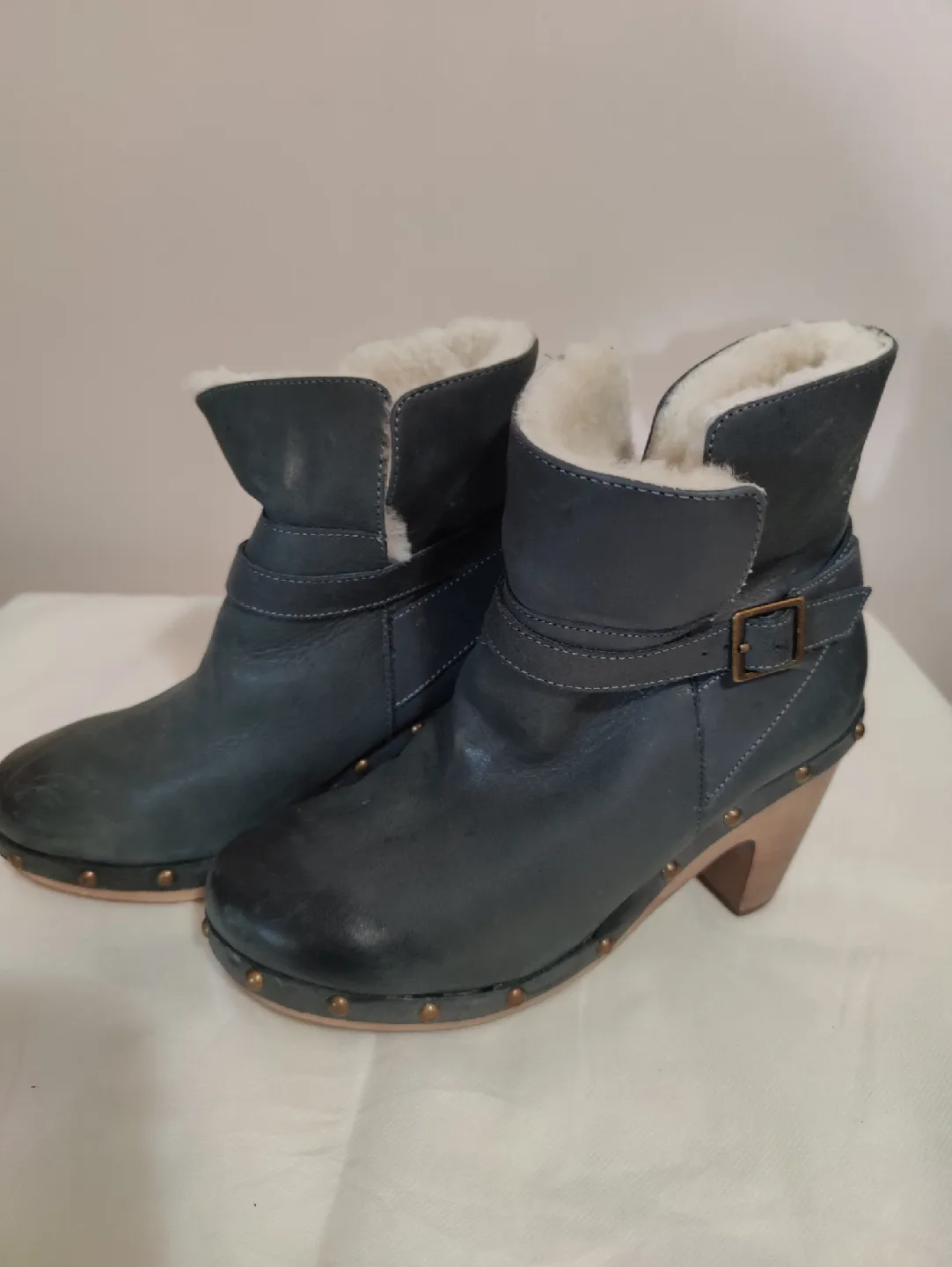 Aldo Leather Heeled Winter Boots - Size 37 thumbnail