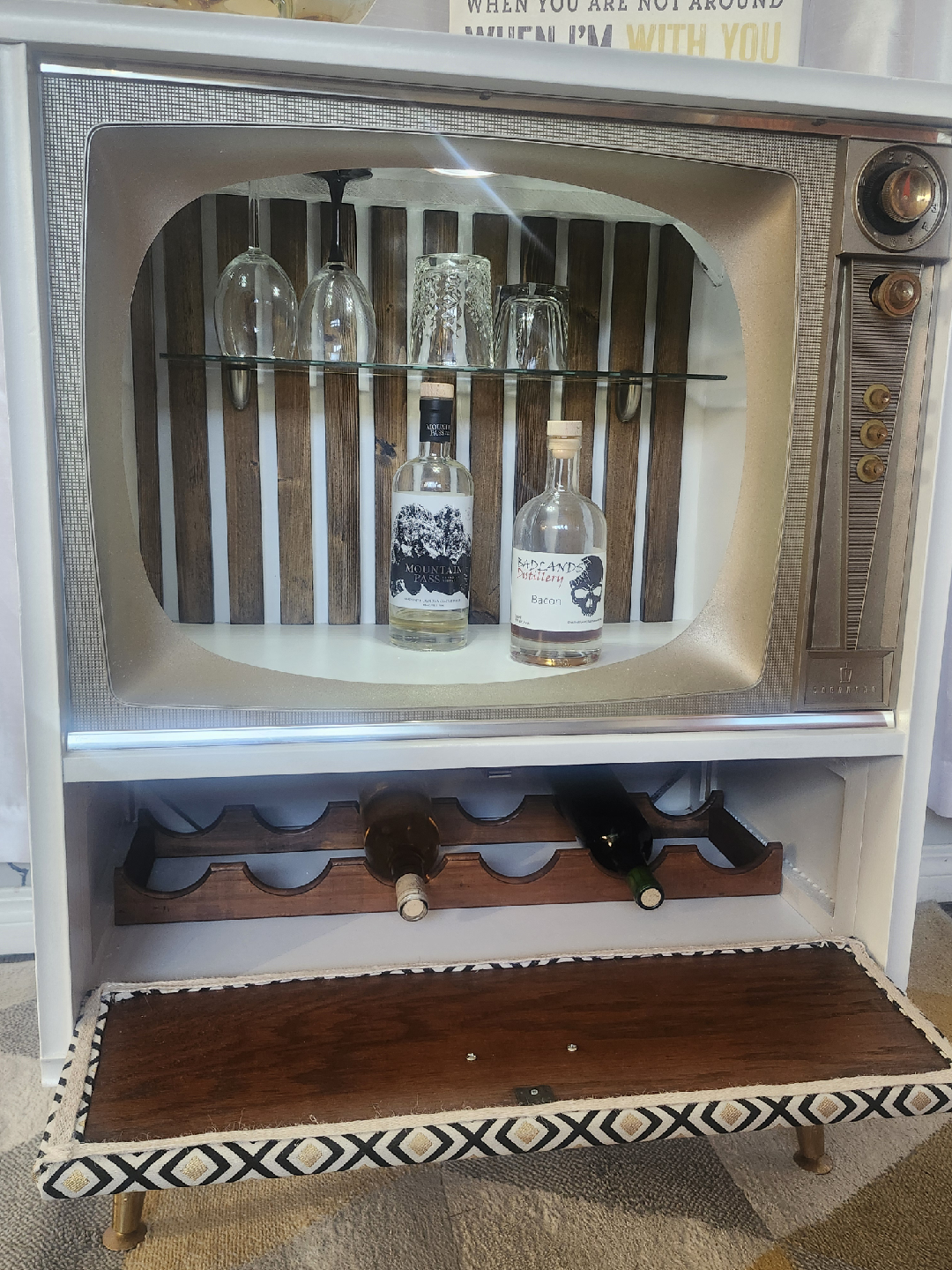 Vintage TV bar cabinet - photo 2