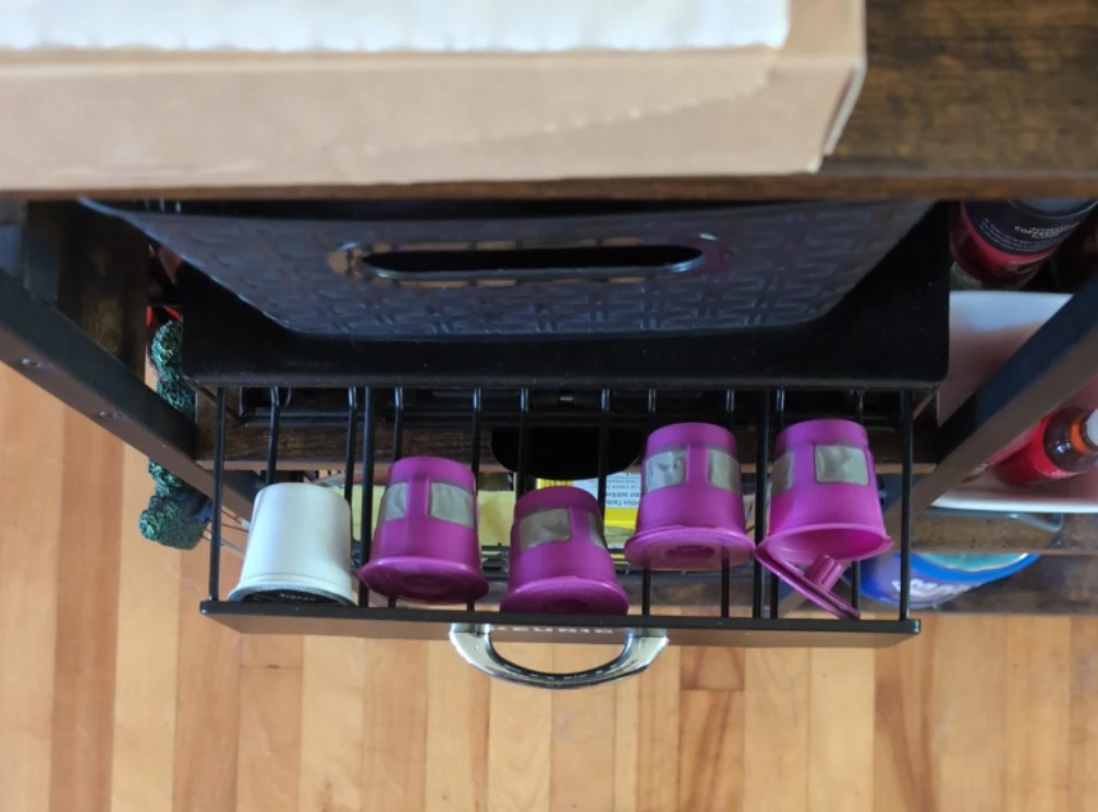 Keurig Coffee Maker + K-Cups & Cleaning Kit - photo 5