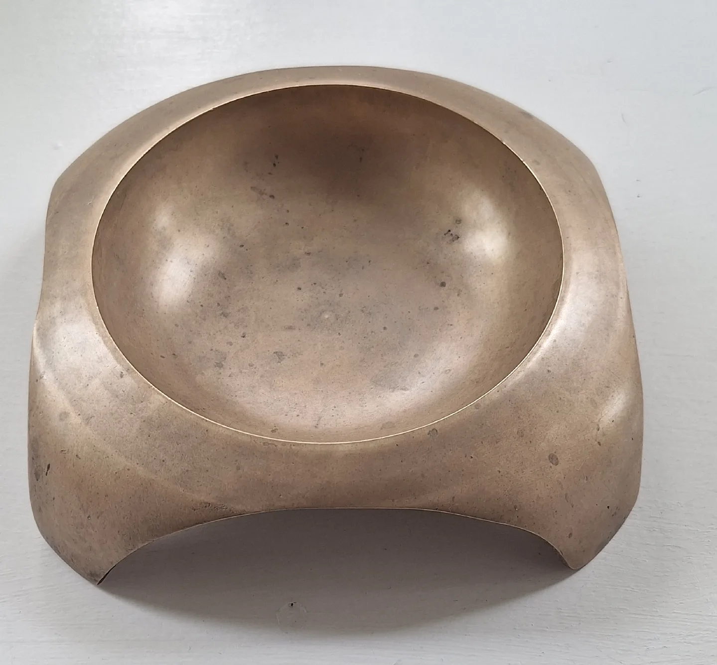 Vintage Mid-century Modern Brass ashtray image indicator(2)