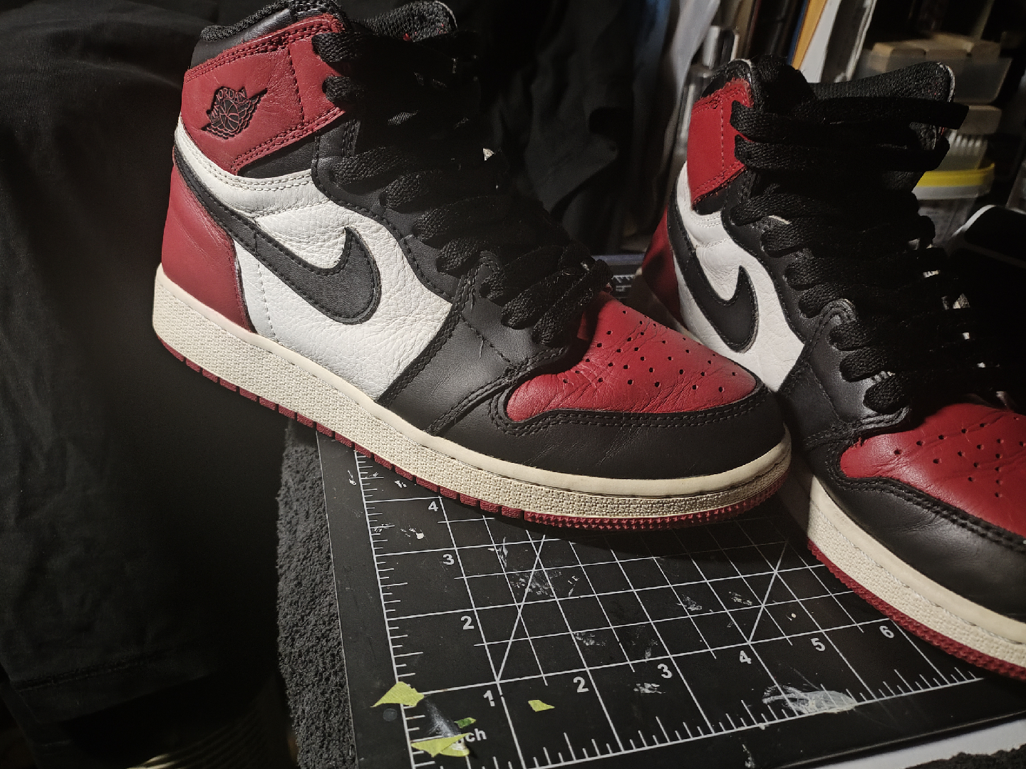 Nike Air Jordan 1 Retro OG Bred Toe