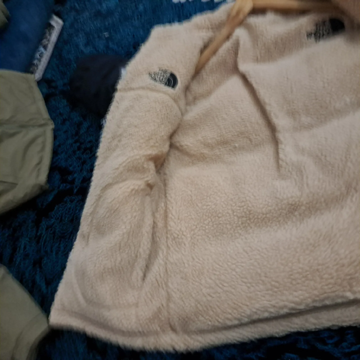 The North Face Boy's Jacket - Size M image indicator(7)