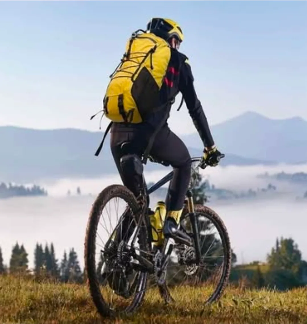 Hiking Backpack with Waterproof Zipper image indicator(5)