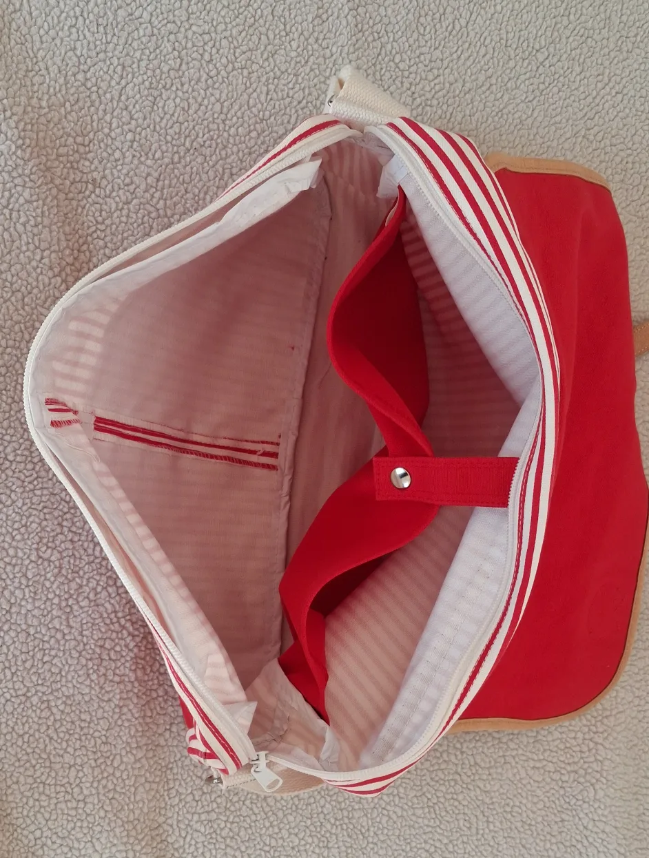Red & White Striped Bag image indicator(4)