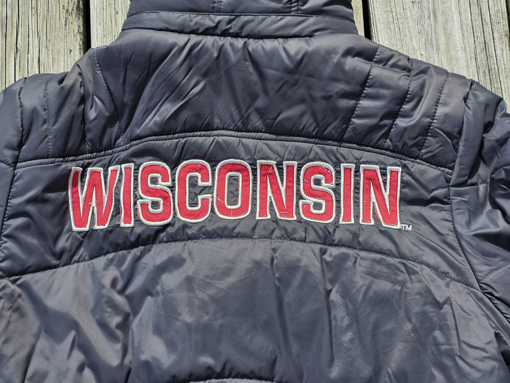 University of Wisconsin Puffer Jacket - Large - photo 3