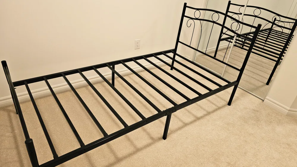 Bamboo Mattress & Black Metal Bed Frame image indicator(8)