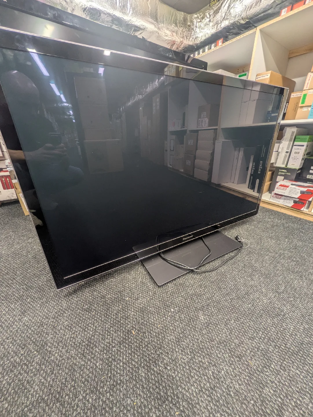 55" Panasonic TC-P55GT30 Plasma HDTV image indicator(2)