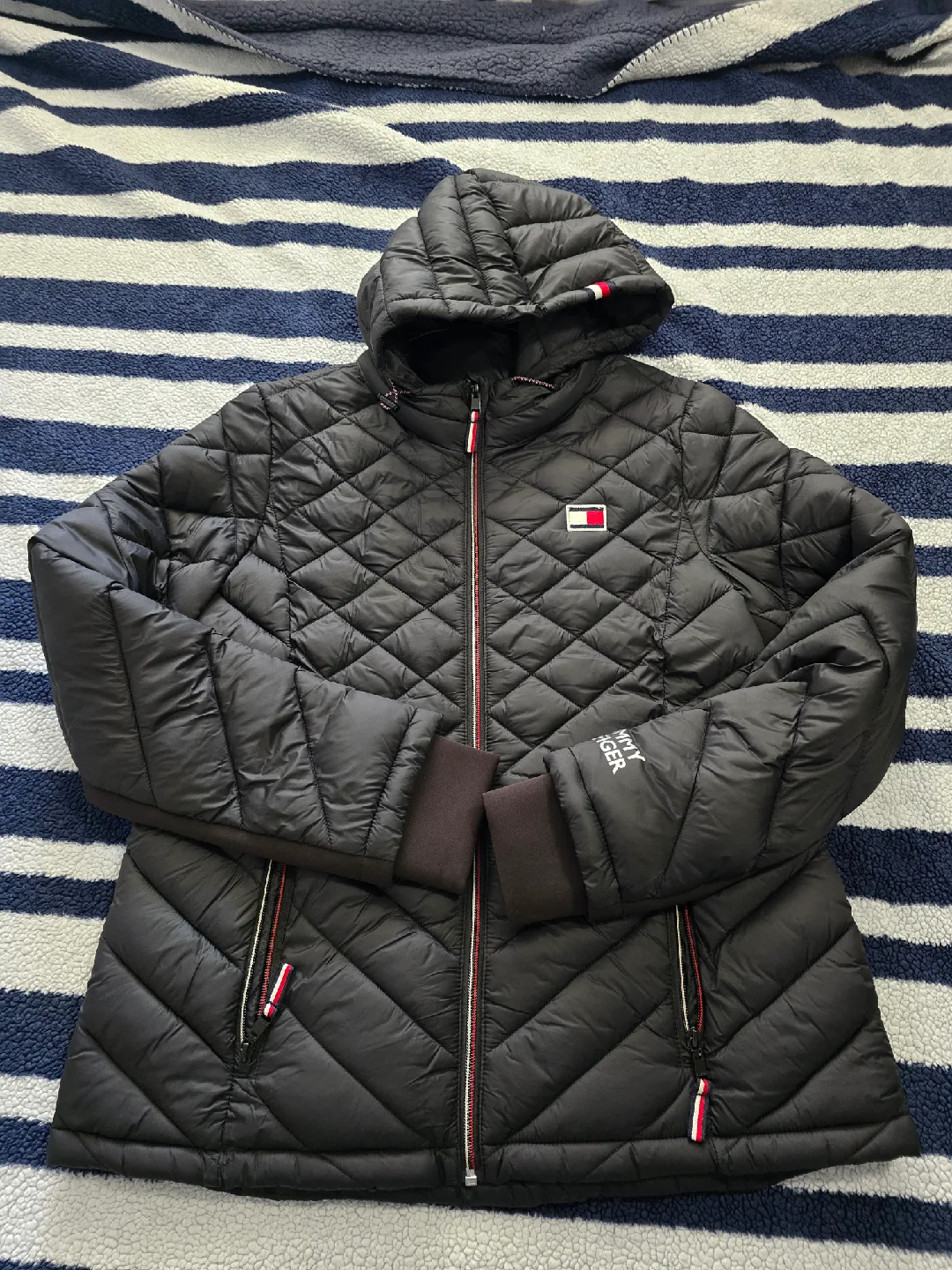 Tommy Hilfiger Black Puffer Jacket thumbnail