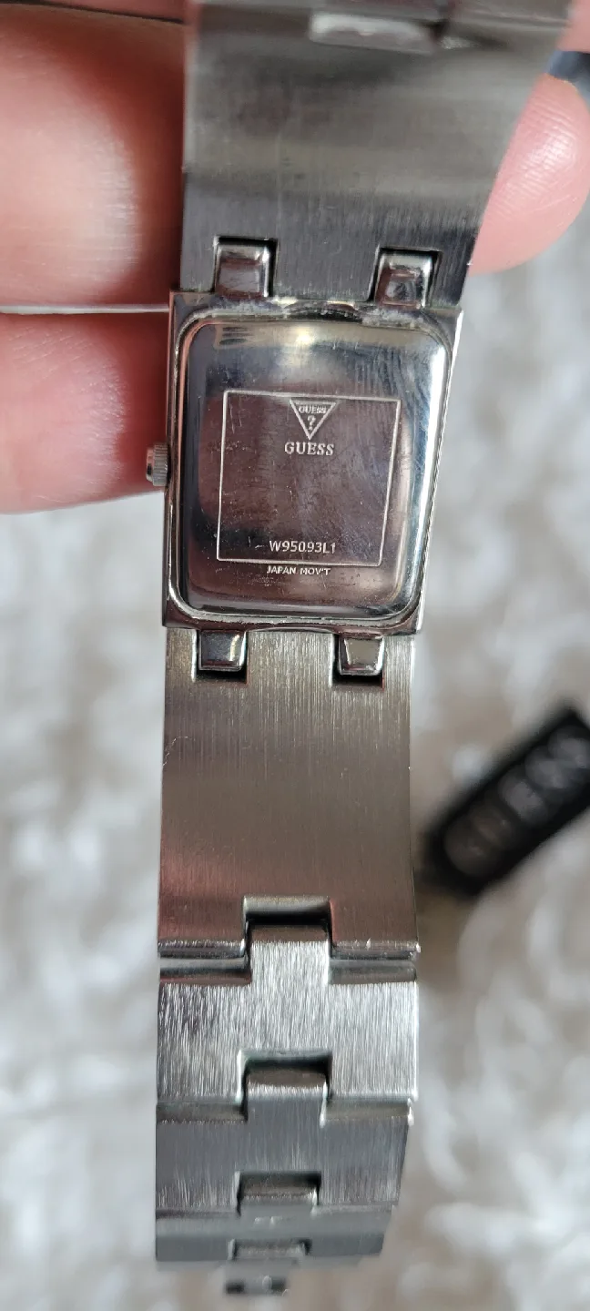 Guess Women's Silver Watch image indicator(5)