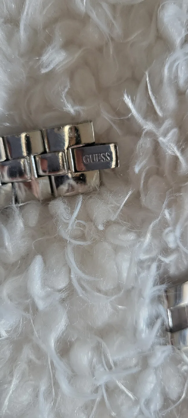Guess Women's Silver Watch image indicator(7)