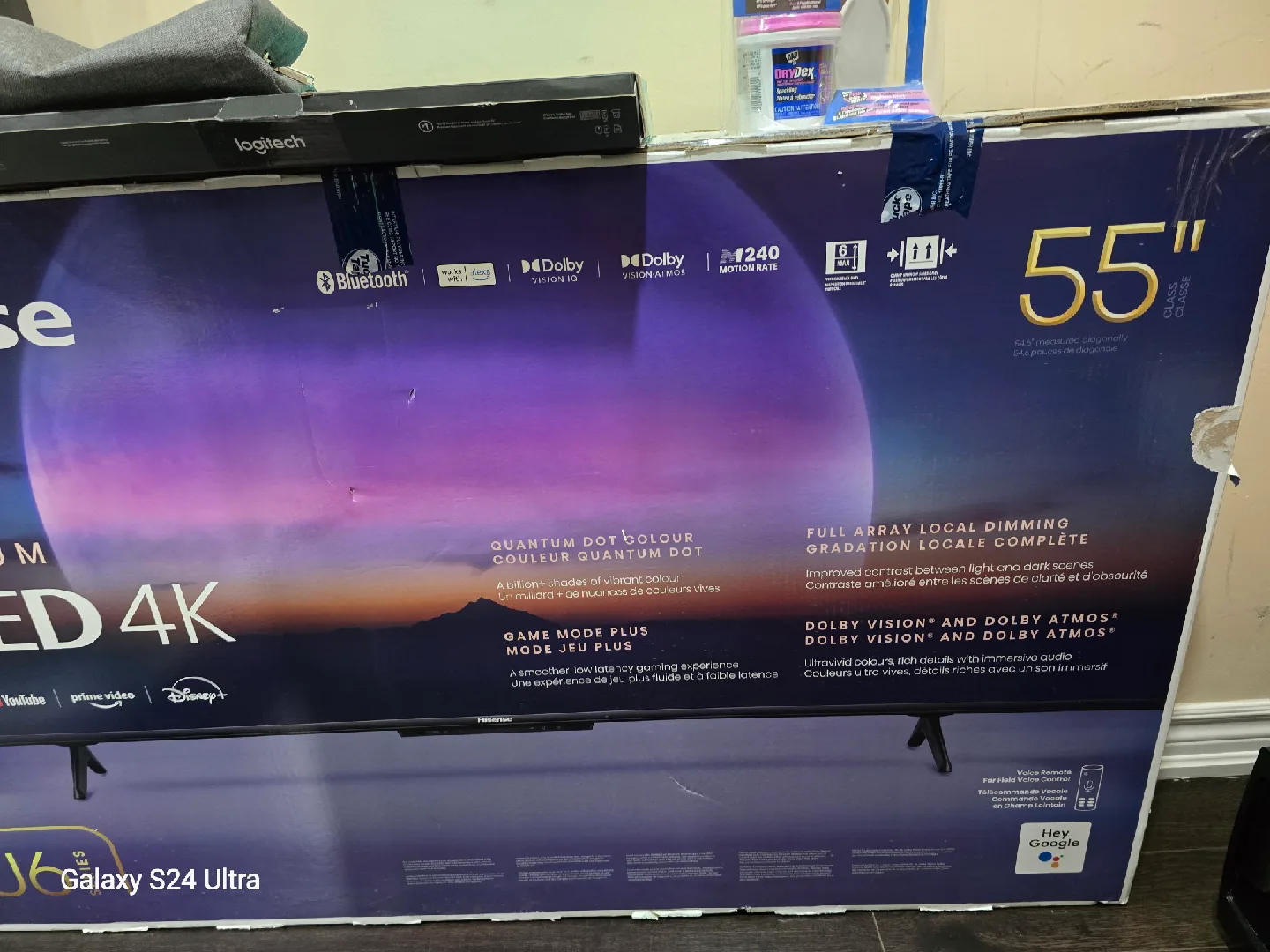 Hisense 55" Quantum ULED 4K TV - Like New! image indicator(2)