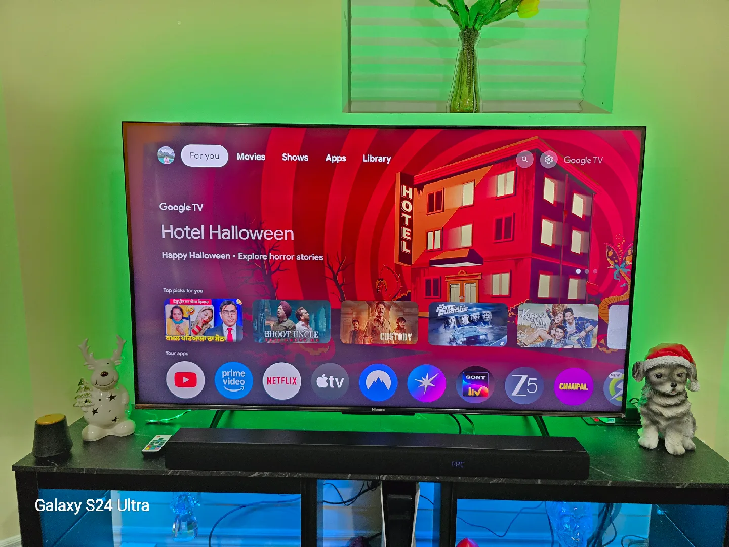 Hisense 55" Quantum ULED 4K TV - Like New! image indicator(4)