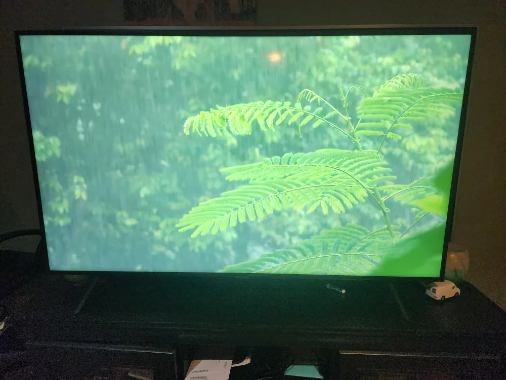 SAMSUNG 58" RU7100 Smart 4K UHD TV image indicator(2)