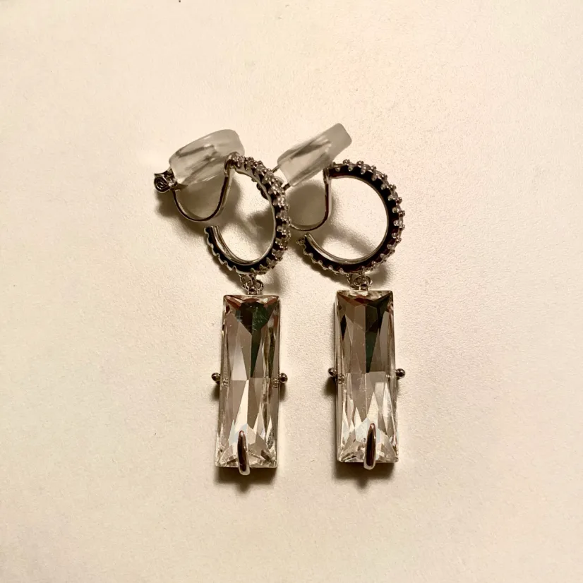 Clip on Earrings image indicator(4)