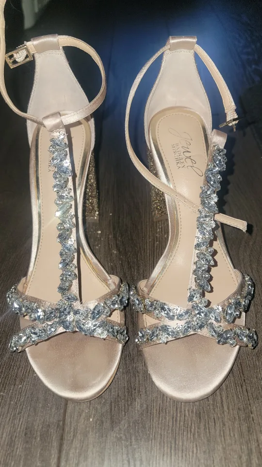 Jewel Badgley Mischka Heels - Size 6.5 image indicator(2)