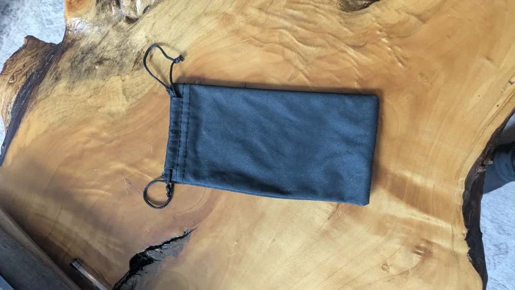 Charging Cables with Fabric Bag image indicator(3)