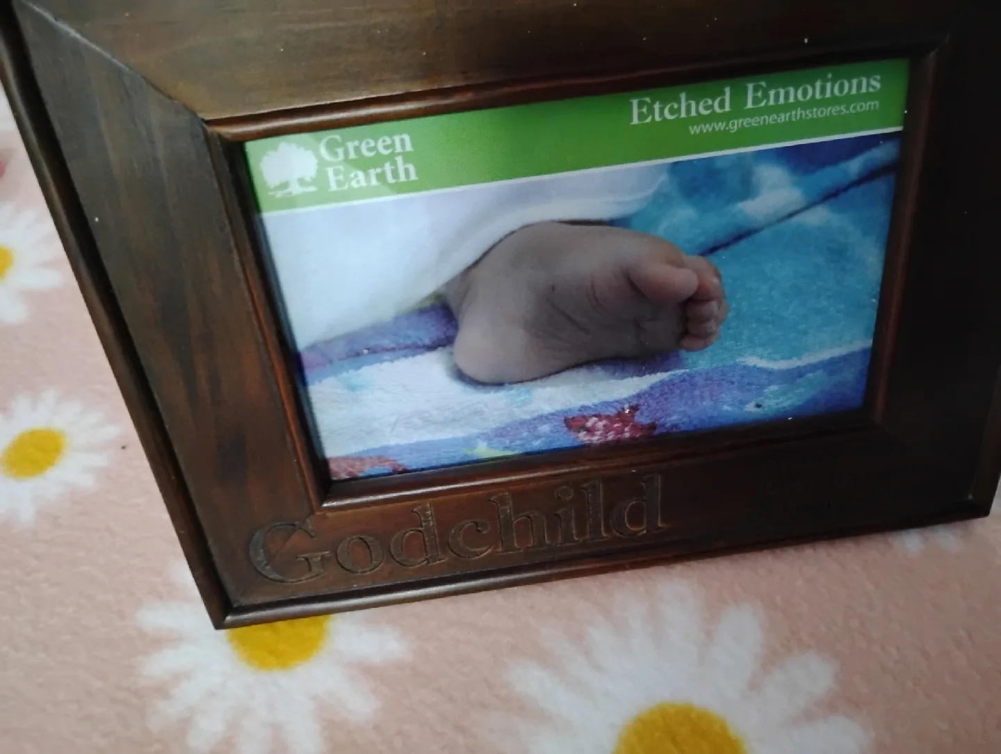 Green Earth 'Godchild' Picture Frame image indicator(2)