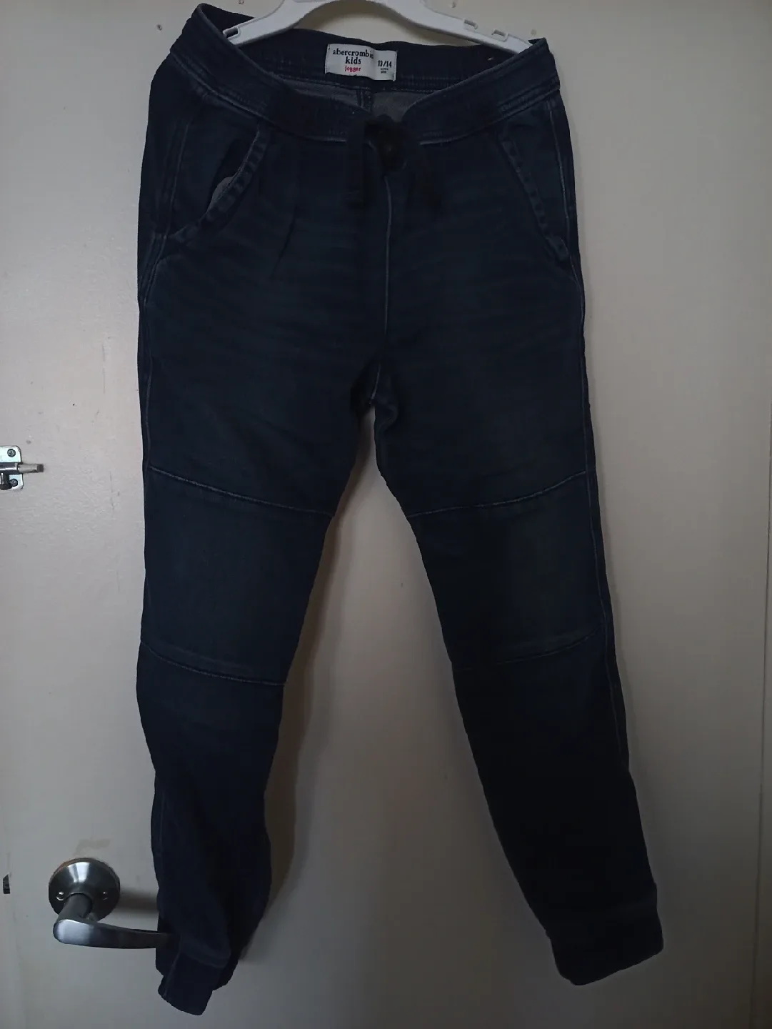 Abercrombie Kids Jogger Jeans - Size 13/14