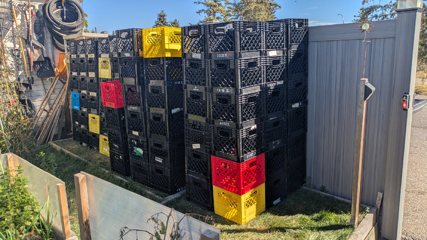 Milk crates FALCONRIDGE