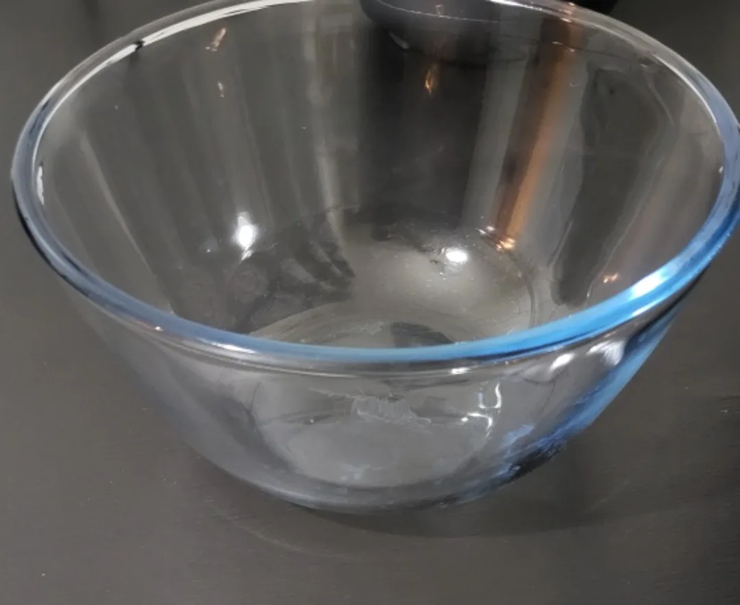 Pyrex Glass Mixing Bowl 🧡 thumbnail
