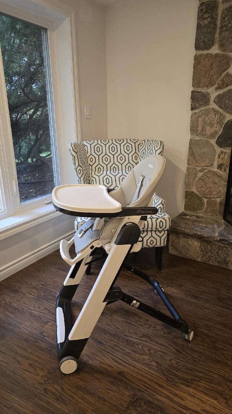 Peg Perego Siesta High Chair - Grey