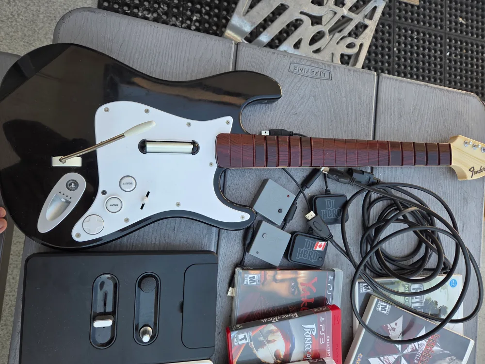 PlayStation 3 Console with Games and Accessories image indicator(2)