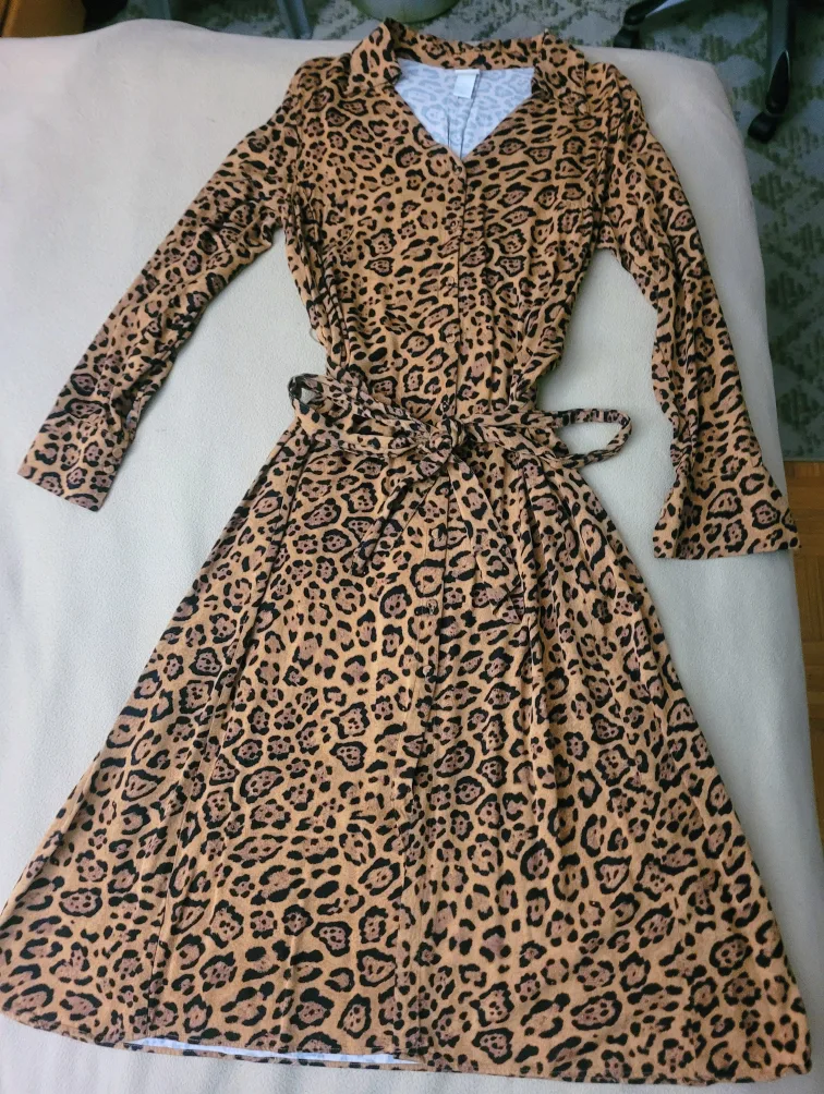 H&M Leopard Print Dress - Size Small🧡 Bingo thumbnail
