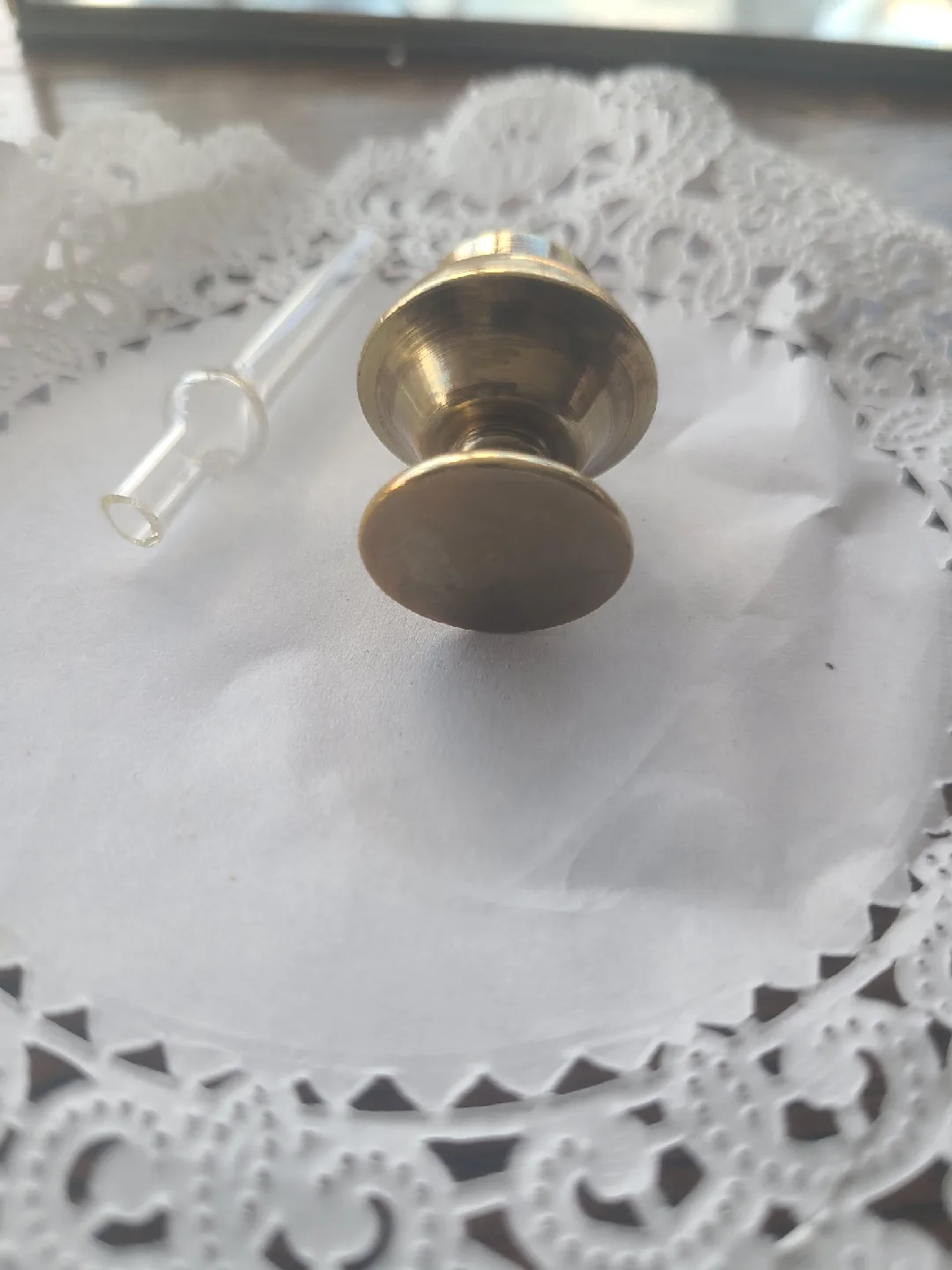 Vintage Miniture Brass Oil Lamp image indicator(3)