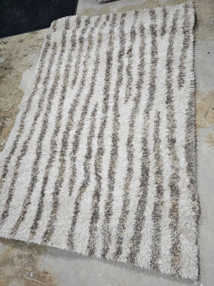 Home Trends Area Rug 4 ft x 6 ft thumbnail