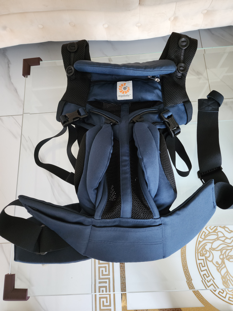 Brand new Ergobaby Baby Carrier - Navy Blue - photo 3