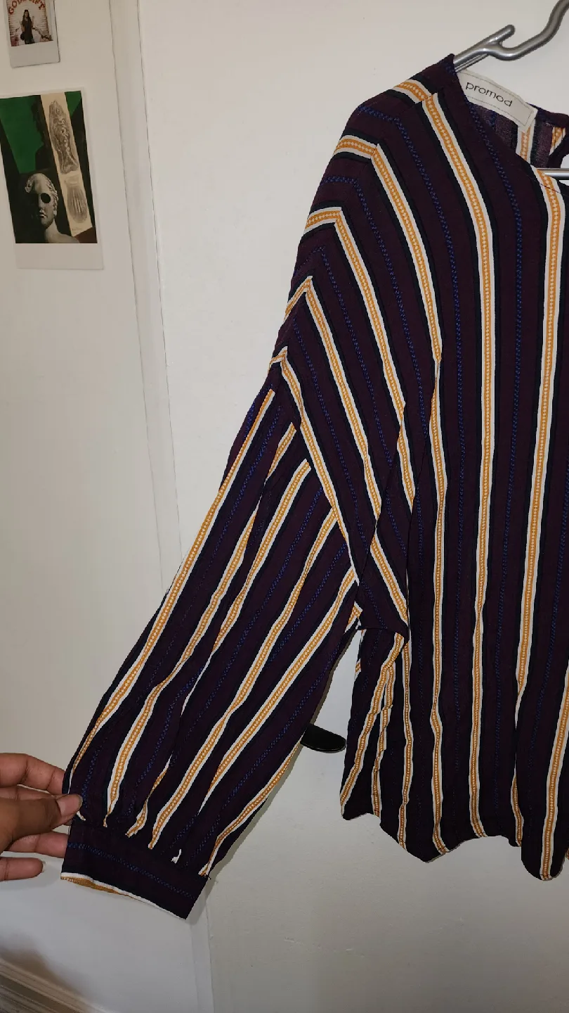 Striped Blouse image indicator(3)