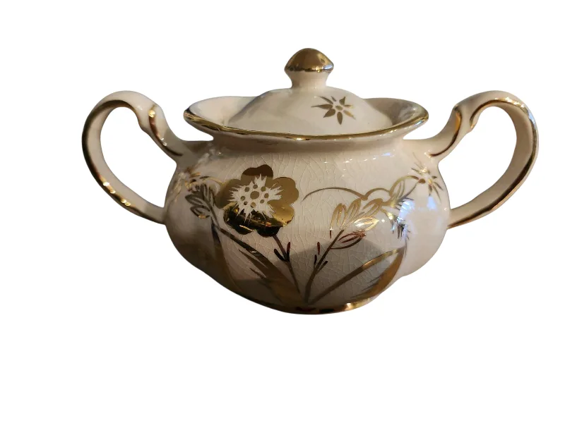 Vintage Cream & Gold Tea Set image indicator(2)