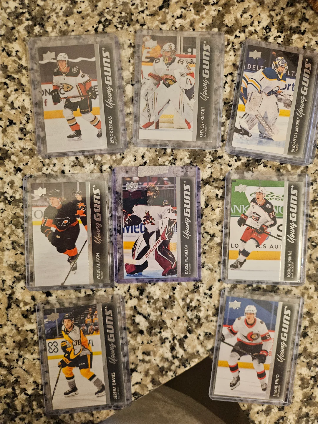 Hockey Upper Deck Young Guns Rookie Cards image indicator(4)