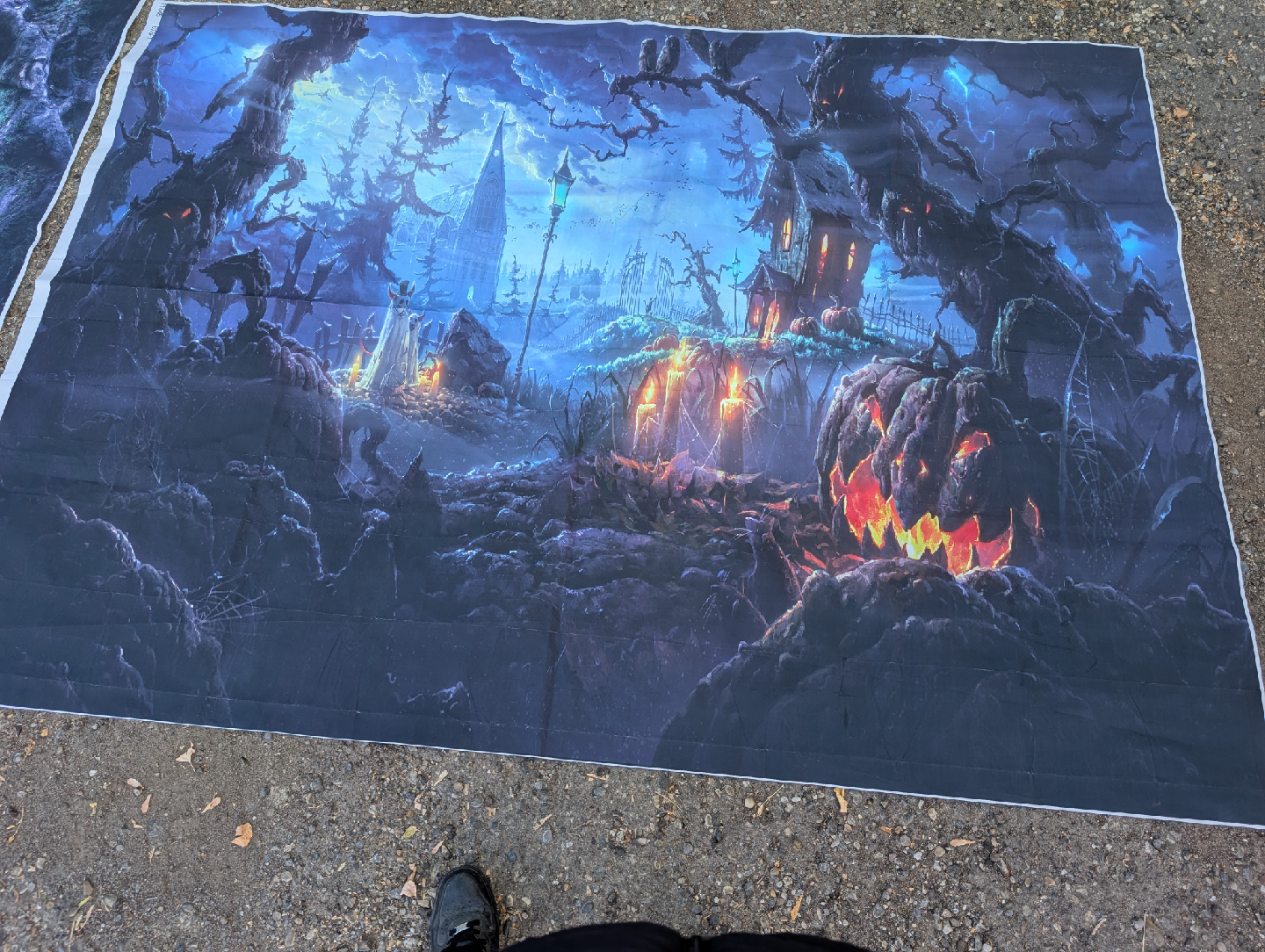 2 huge print pictures of holloween theme - photo 3
