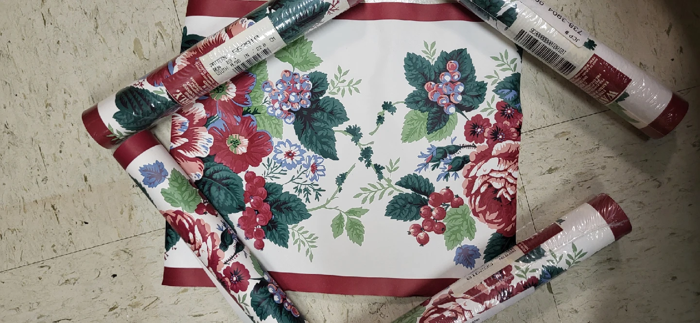 Vintage Floral Wallpaper Border, 8.98 in
