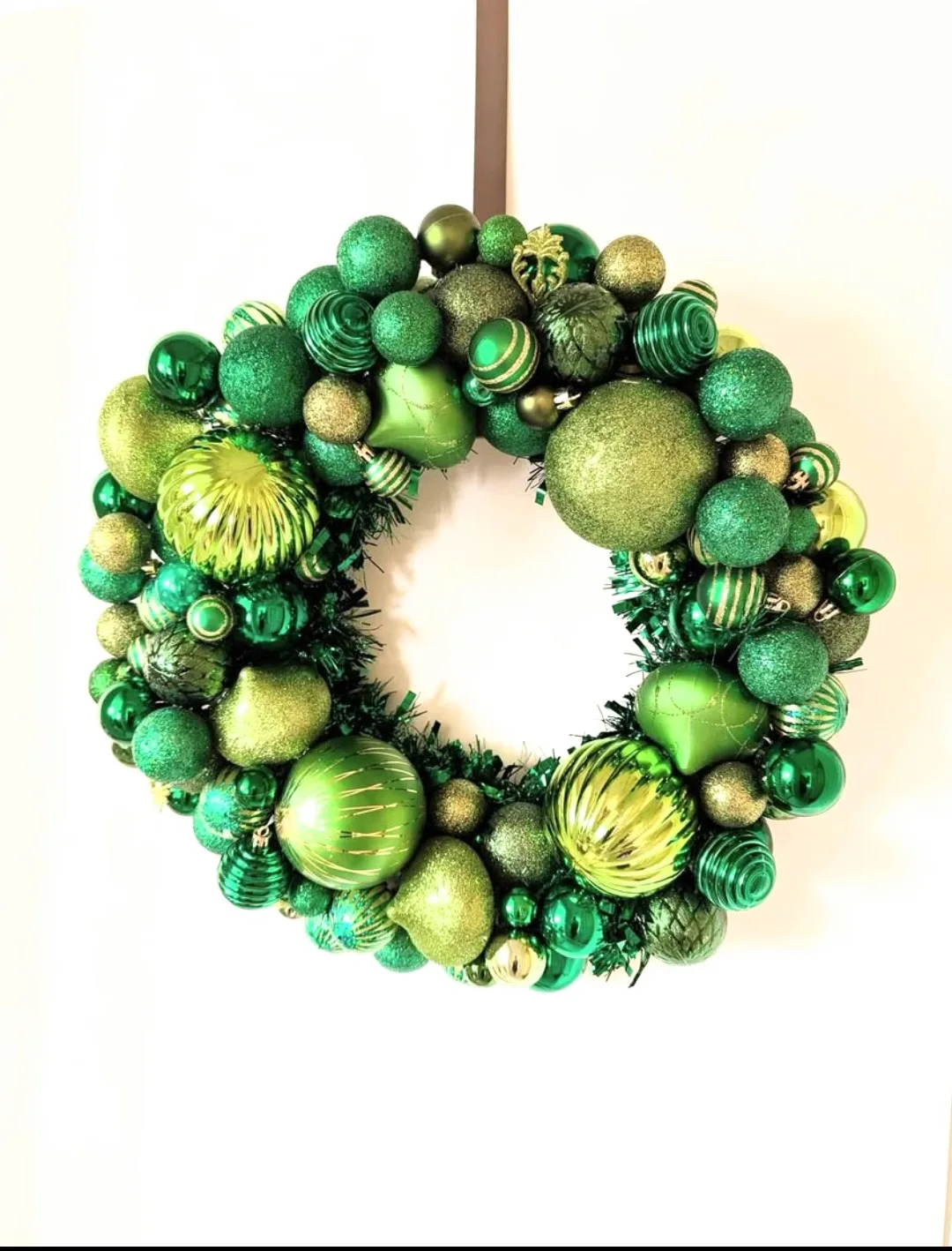 Handmade Christmas Ball Wreath thumbnail