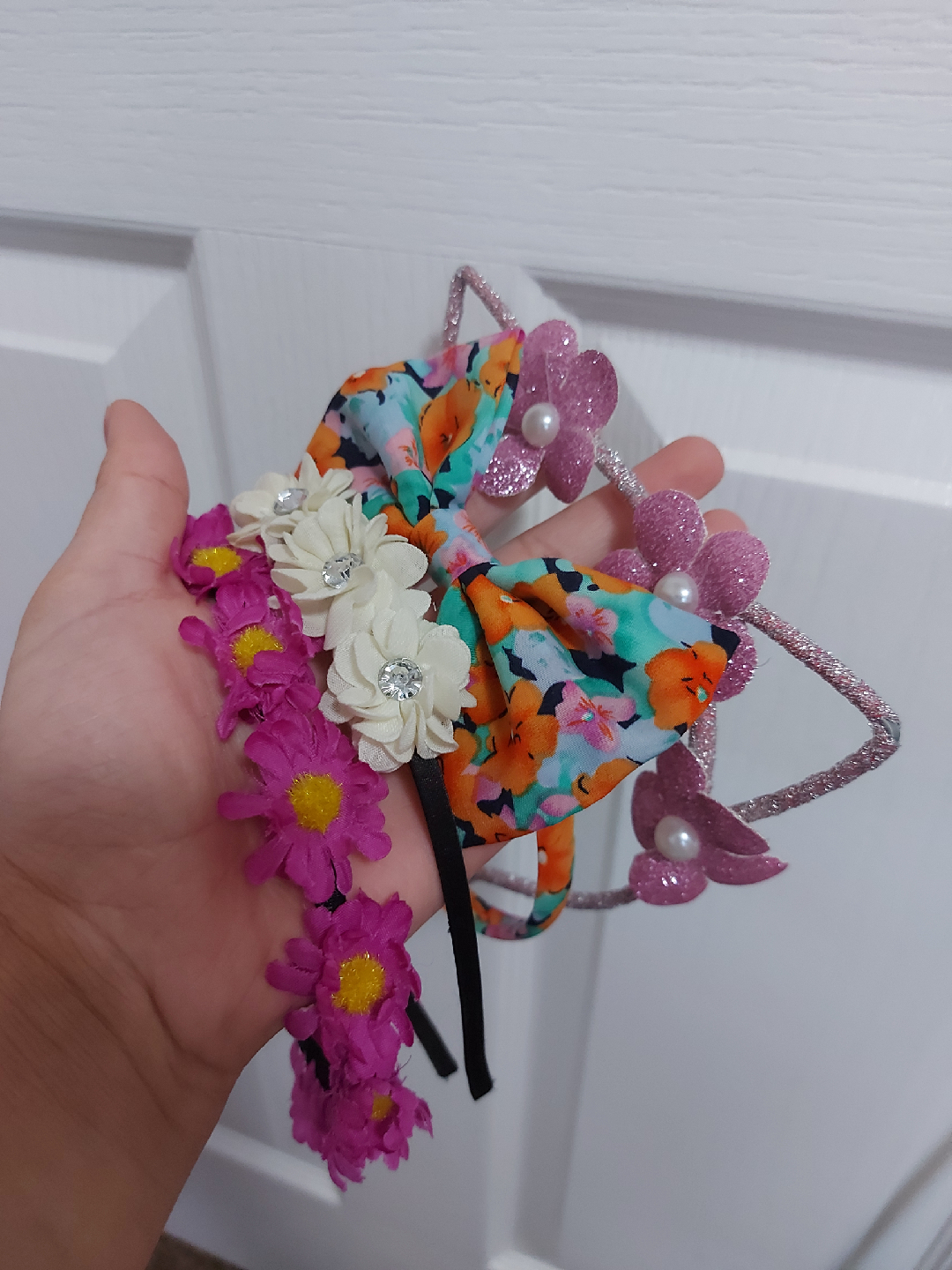 various girls' headbands - photo 4