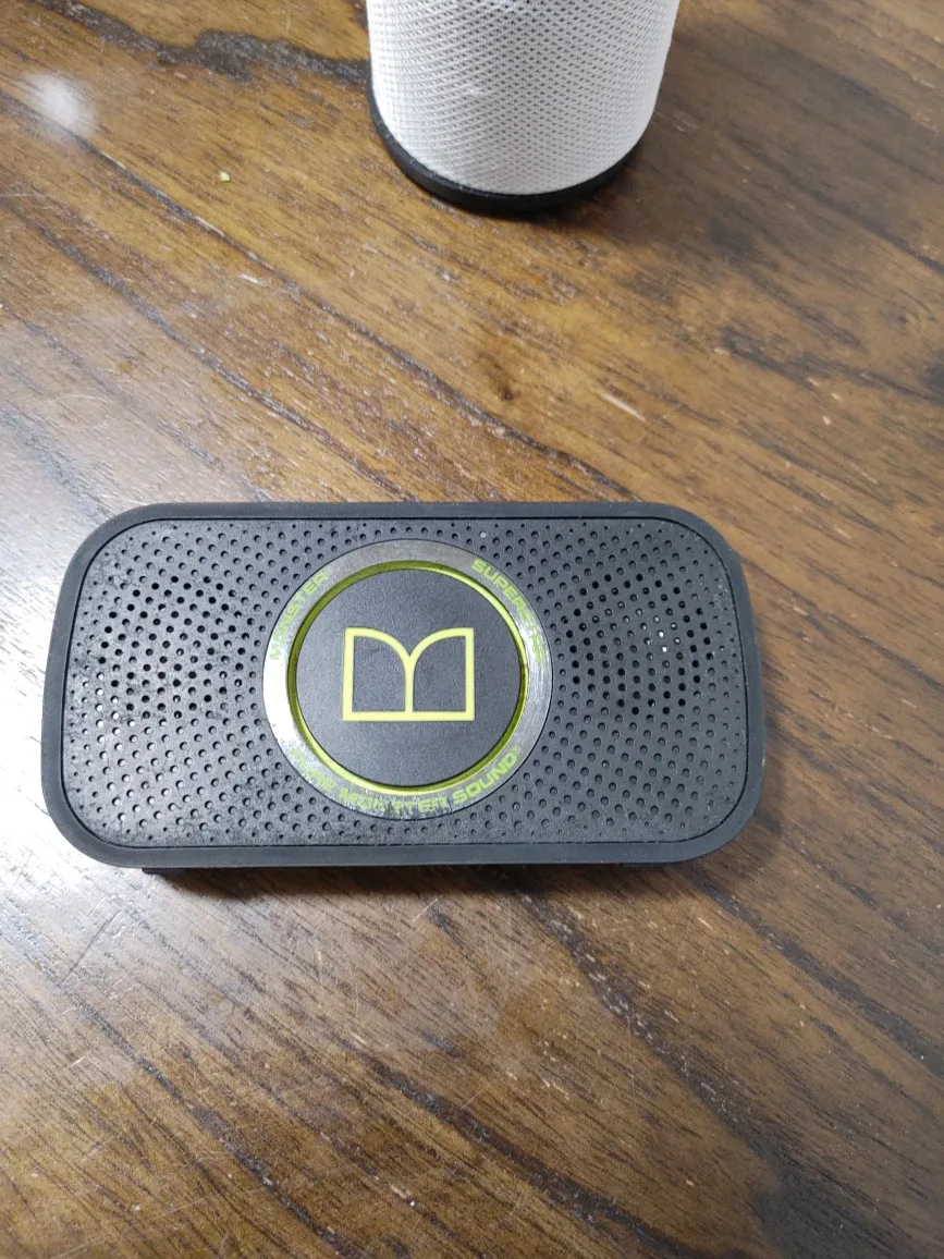 Monster Superstar & Tech 1 Rage Portable Speakers image indicator(3)