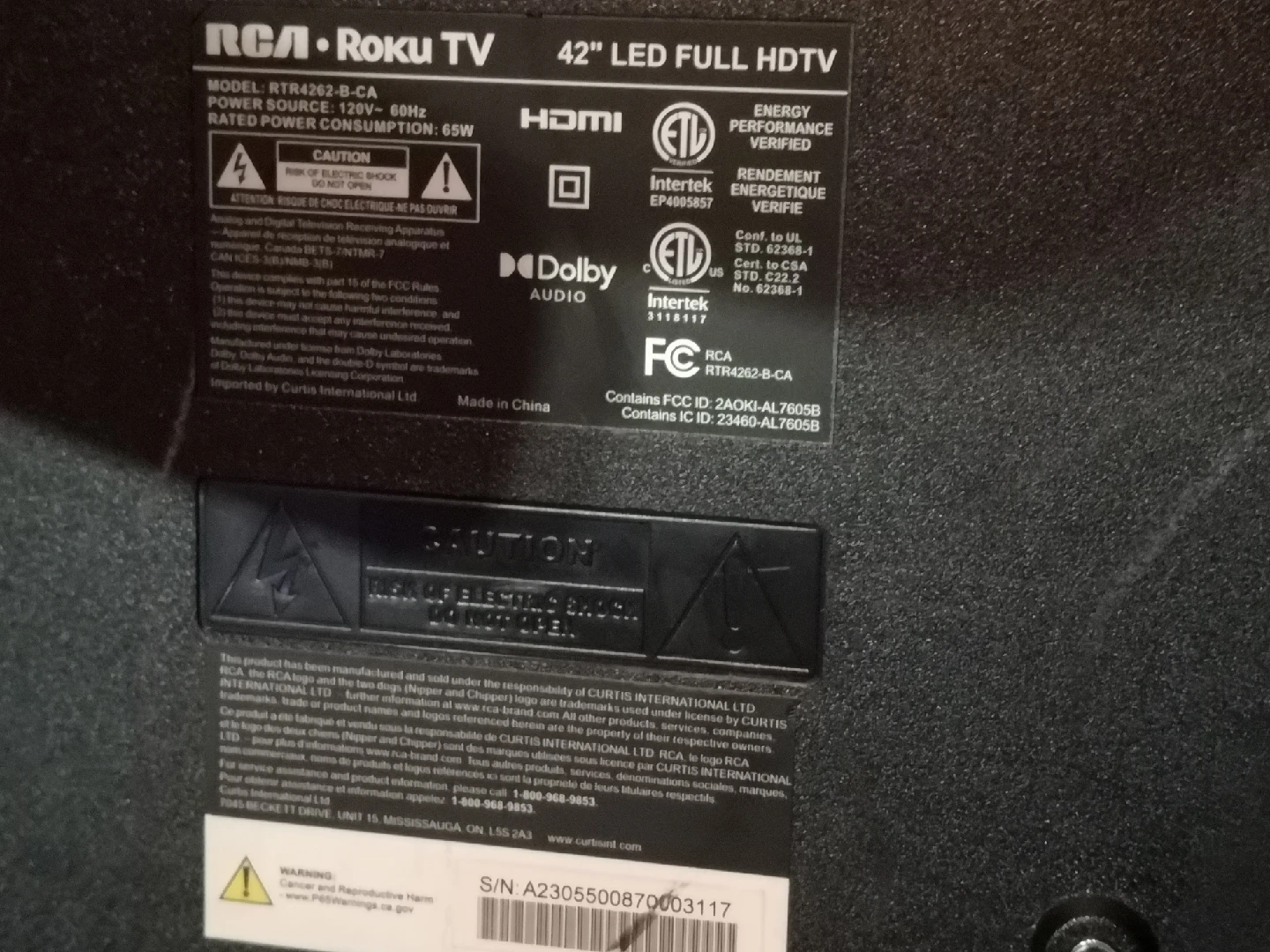 RCA Roku TV 42" LED Full HDTV - RTR4262-B-CA