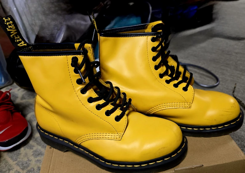 Dr. Martens 1460 Yellow Smooth Leather Boots - photo 4