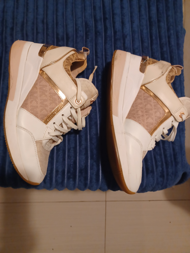 Michael Kors White/Gold Sneakers - photo 3