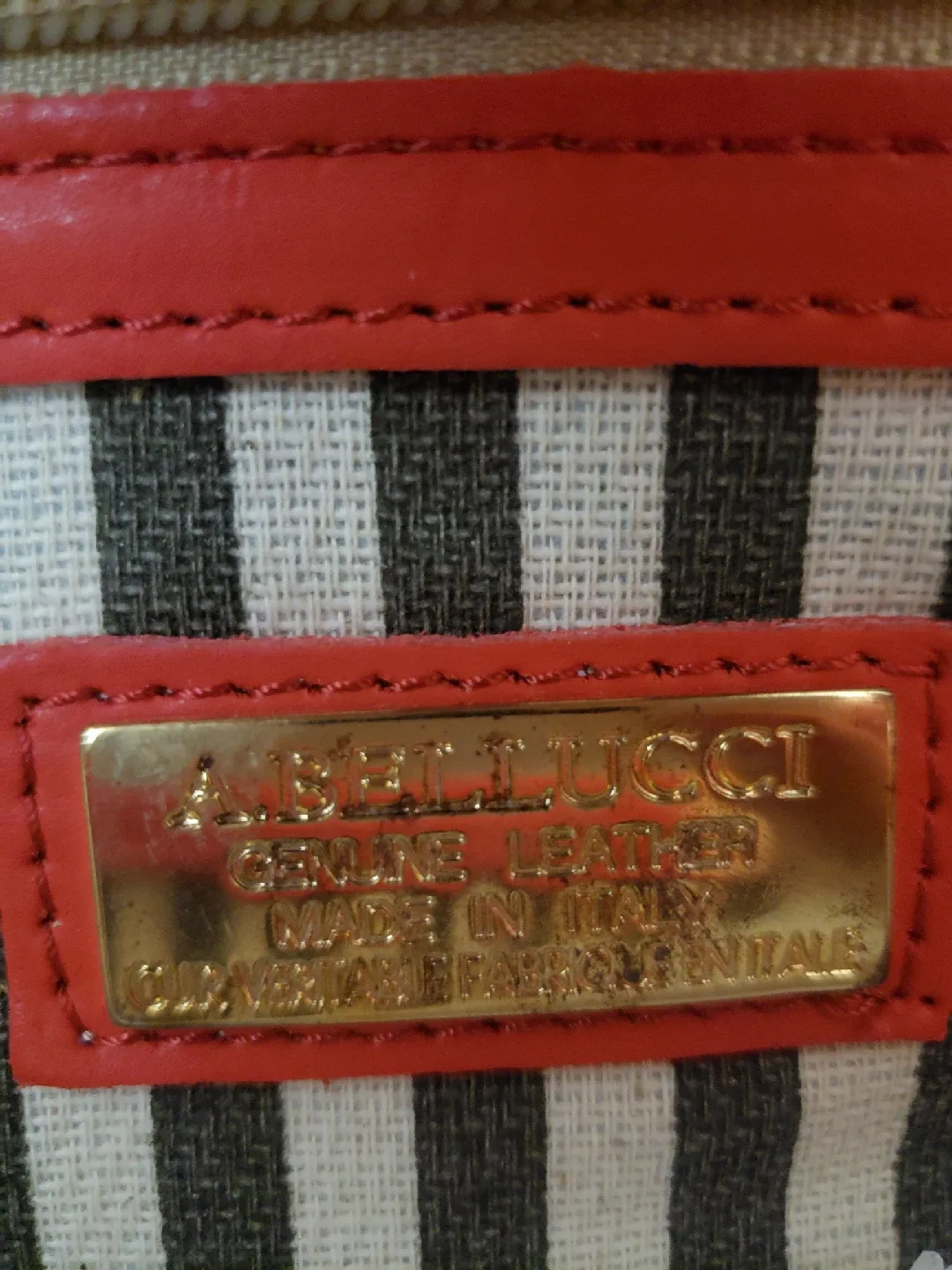 ABElUCCI , Red  Woman 's Tote bag . image indicator(3)