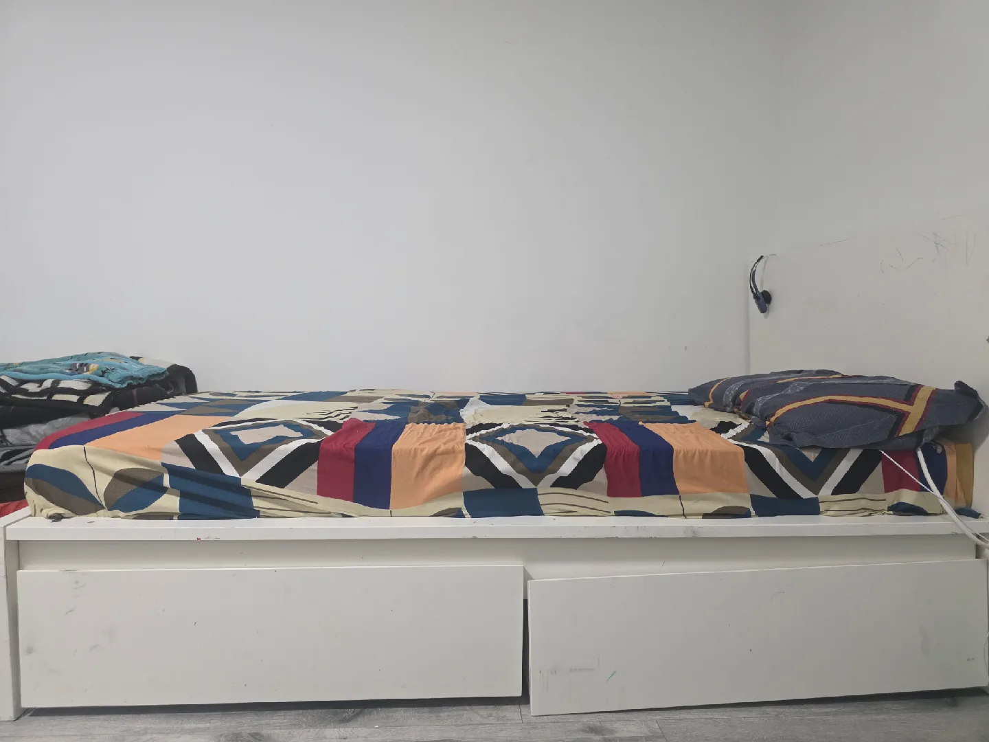 Twin Bed Frame with Storage image indicator(3)