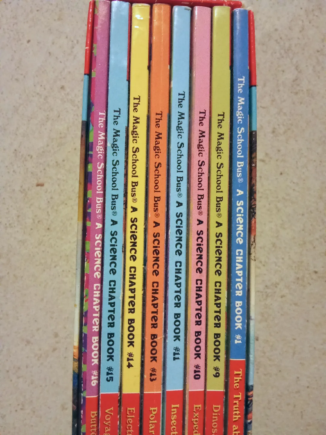 Magic School Bus Chapter Books Boxed Set 8 books image indicator(4)