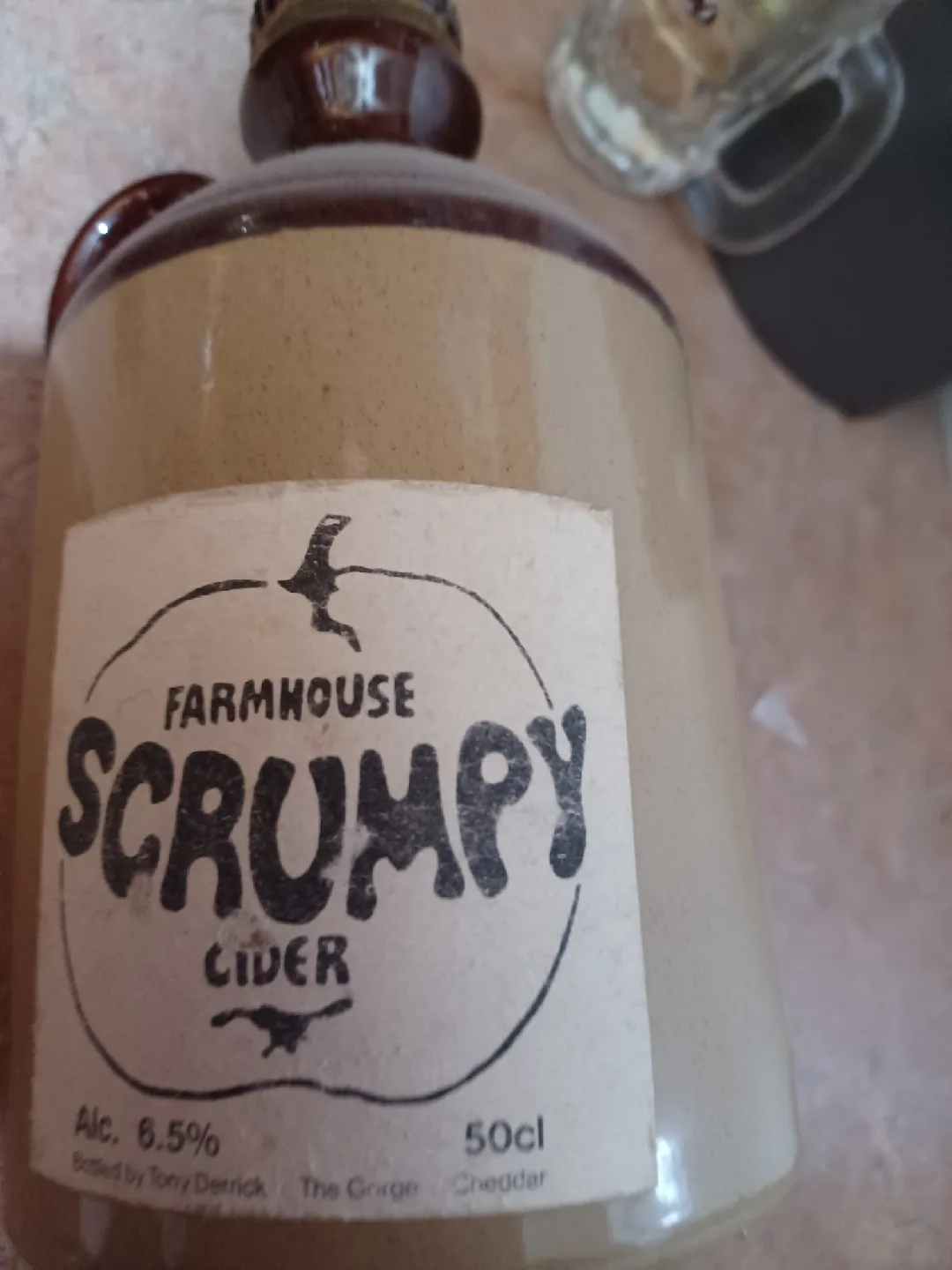 Farmhouse Scrumpy Cider Jug image indicator(2)