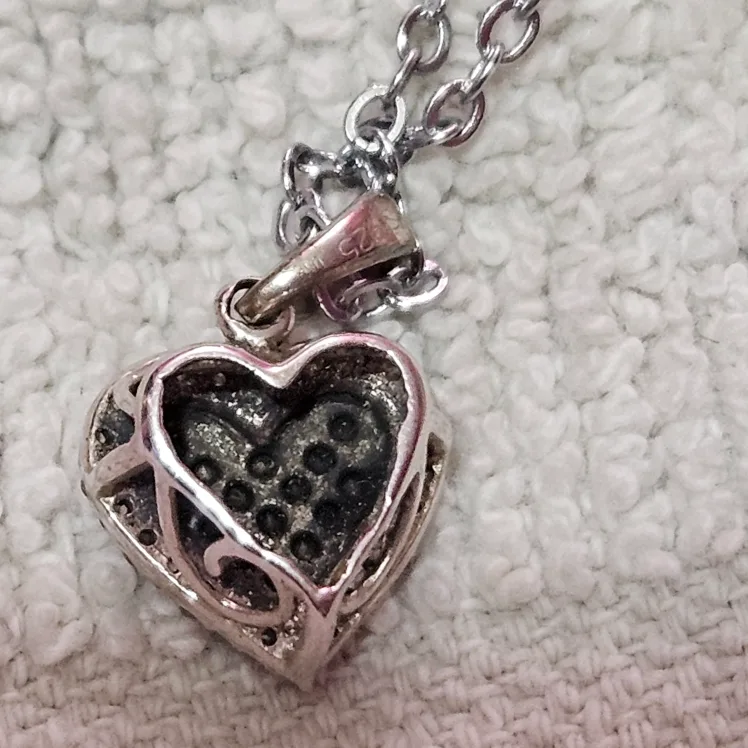 0.2 cr Heart Pendant Necklace image indicator(3)