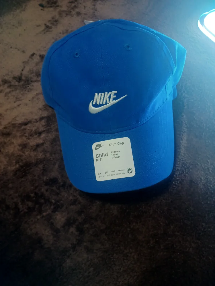 nike hats image indicator(2)