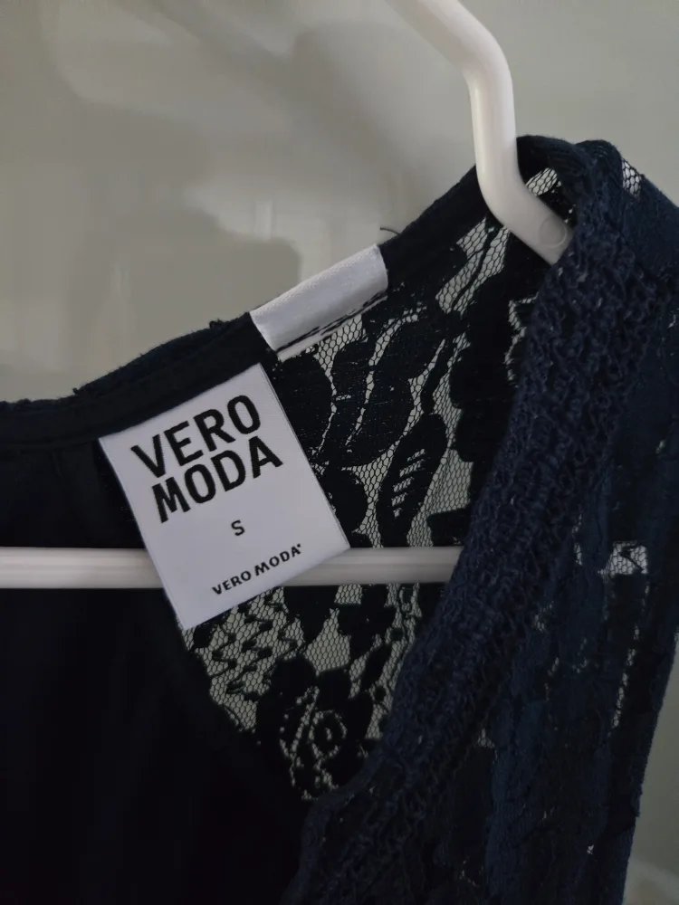 Vero Moda Blue Lace Dress - Size S image indicator(3)