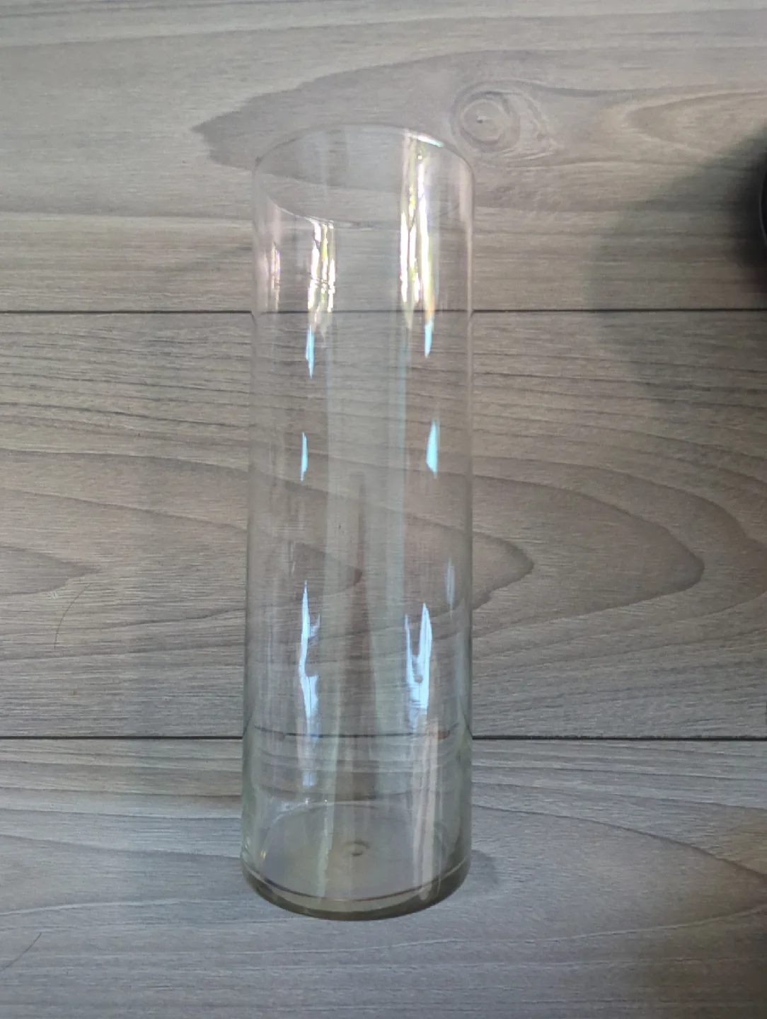 Clear Glass Cylinder Vase thumbnail
