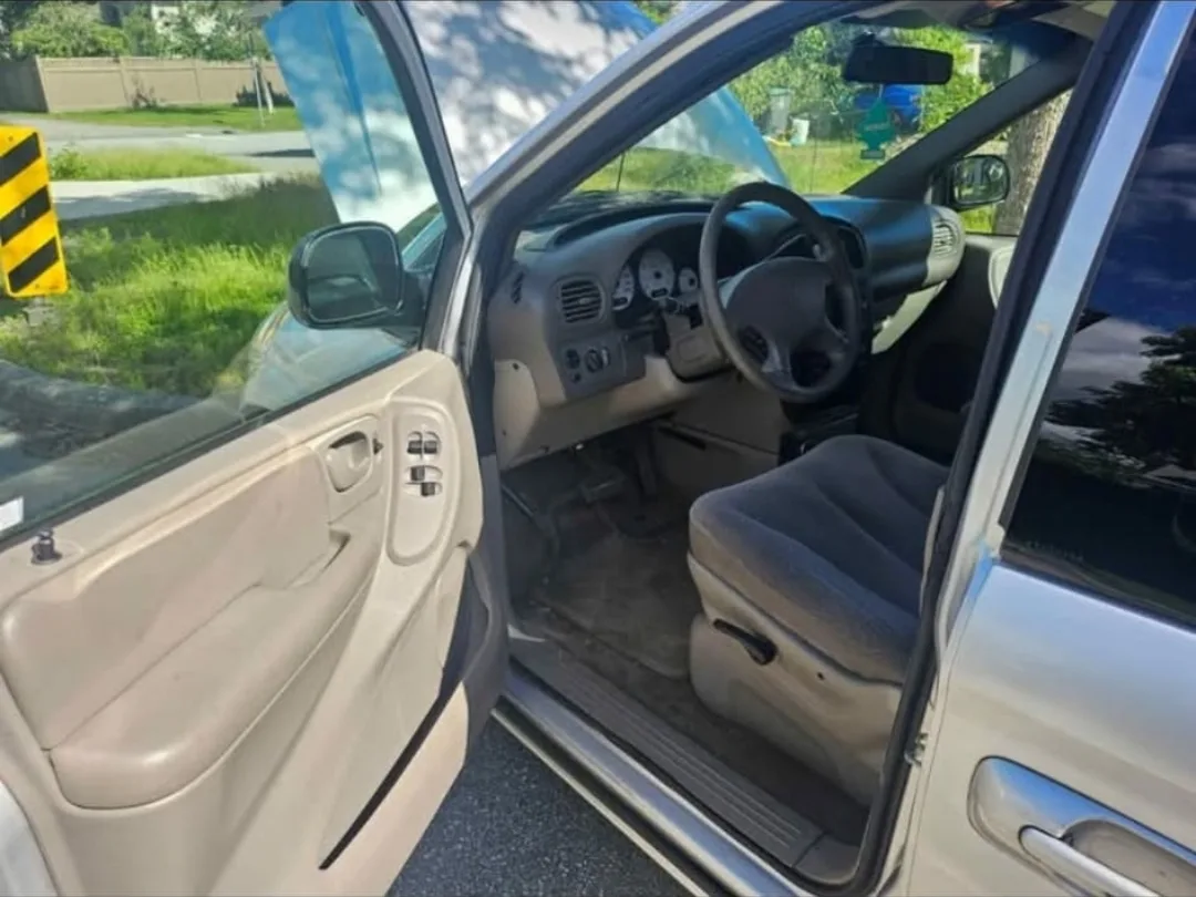 Dodge Caravan 3.3L V6 Engine image indicator(3)